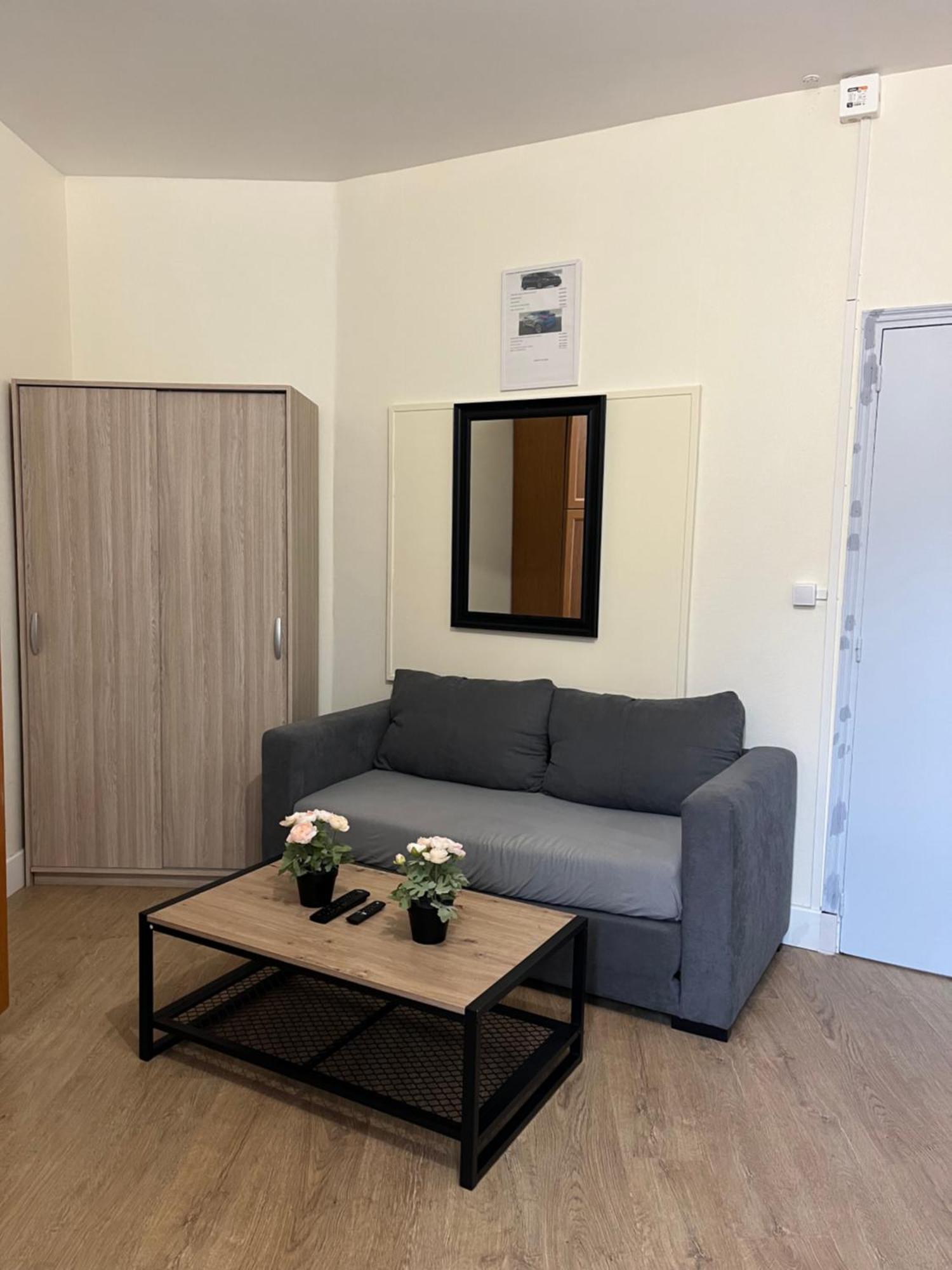 Charmant Studio Spacieux Parijs Buitenkant foto